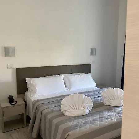 Arena Hotell 3*