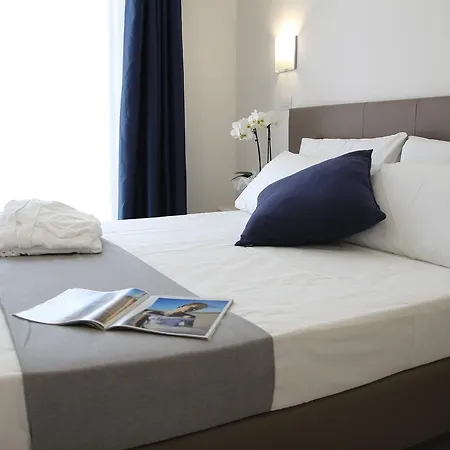 Hotell Arena 3*