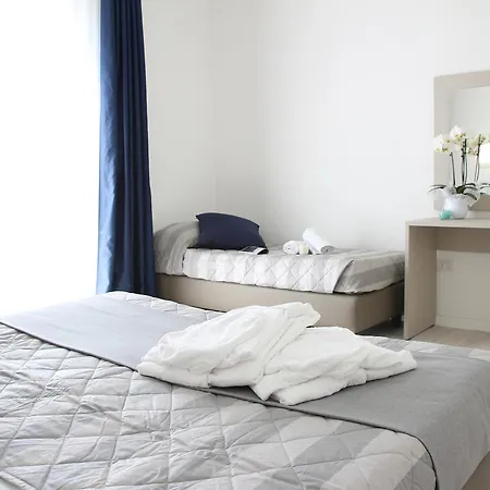 Hotell Arena 3*