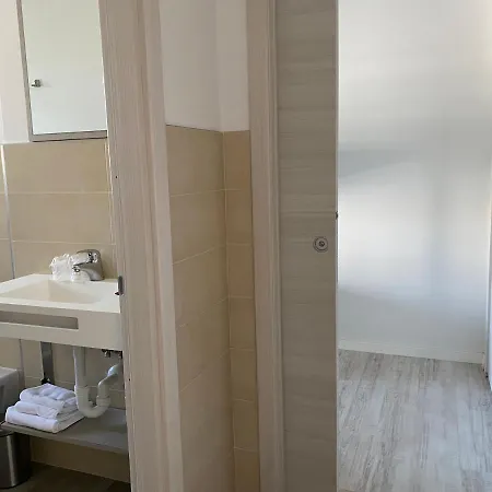 Hotel Arena 3*